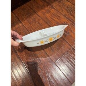Vintage Pyrex 1 1/2 Quart Town & Country Divided Casserole Dish Ovenware No Lid